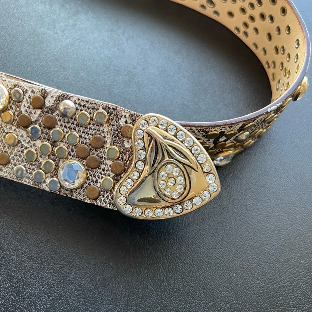 VERA PELLE Authentic Leather Metal, rhinestone, jewels! AMAZING!  Large - Picture 4 of 4